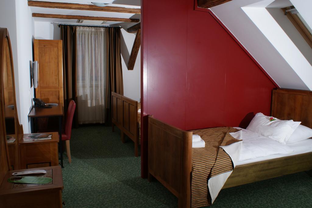 Hotel Park Ptuj Bagian luar foto
