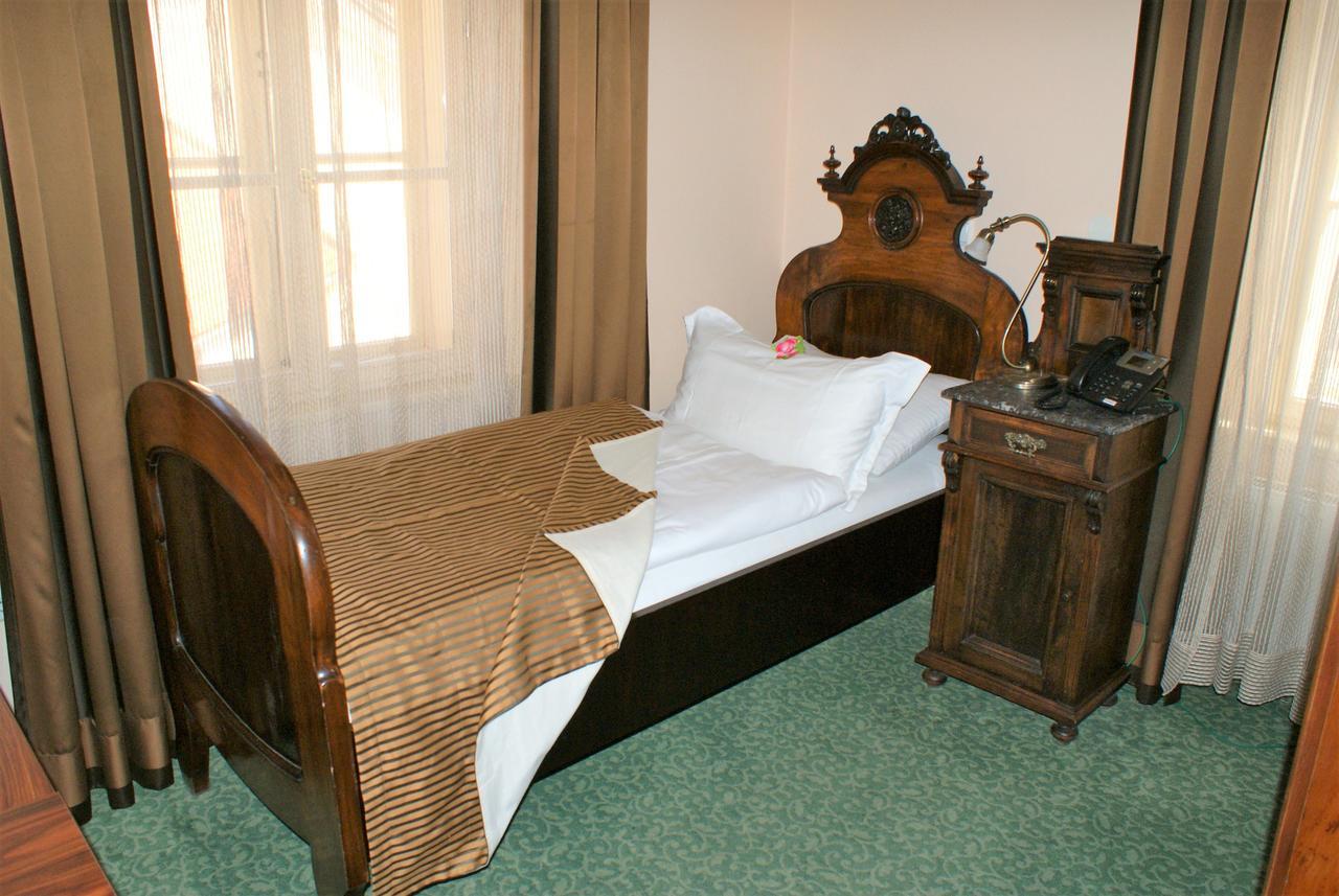 Hotel Park Ptuj Bagian luar foto
