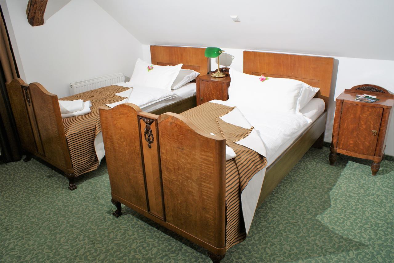 Hotel Park Ptuj Bagian luar foto
